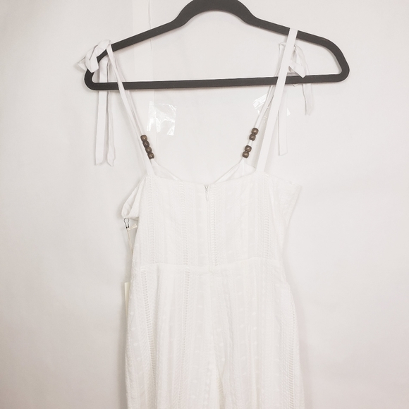 🆕️ Tularosa white jumpsuit - Picture 10 of 12